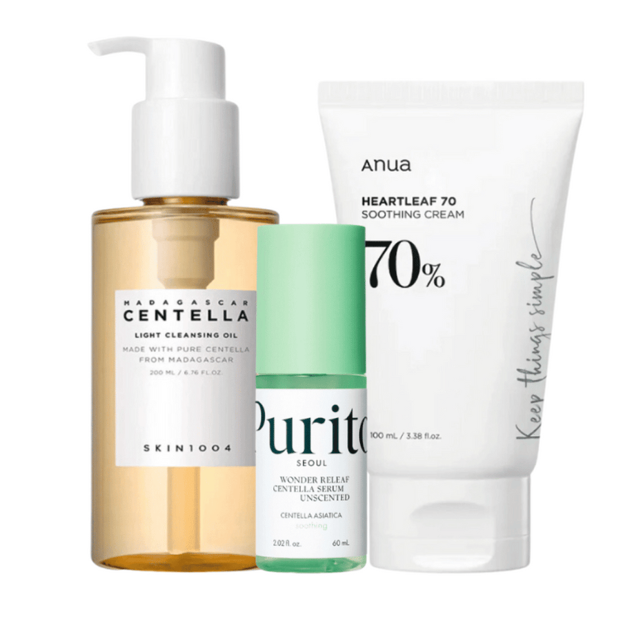 Detta hudvårdskit innehåller tre steg för en strålande hud: SKIN1004 Madagascar Centella Light Cleansing Oil för mild rengöring, Purito Wonder Relief Centella Serum för återfuktning och Anua Heartleaf 70 Soothing Cream för lugnande vård. Perfekt för daglig användning.